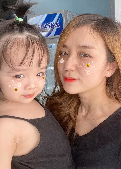 Hai con gái của Bảo Ngọc hiện tại đều đã đi học mẫu giáo.