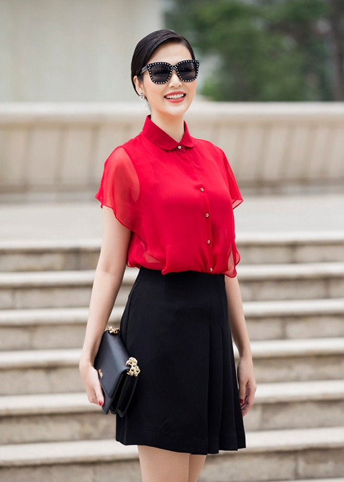 Khi làm giám khảo Hoa hậu Việt Nam năm 2010, Thu Thủy có phát ngôn gây tranh cãi. Cụ thể, trả lời phỏng vấn Đất Việt, cô cho hay: "Tôi mong rằng trong cuộc thi năm nay, mọi người hãy nhìn hoa hậu như một cô gái đẹp...".