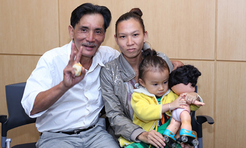 Doi buon nghe si: Lung lay tren phim, xe chieu bat hanh!-Hinh-2