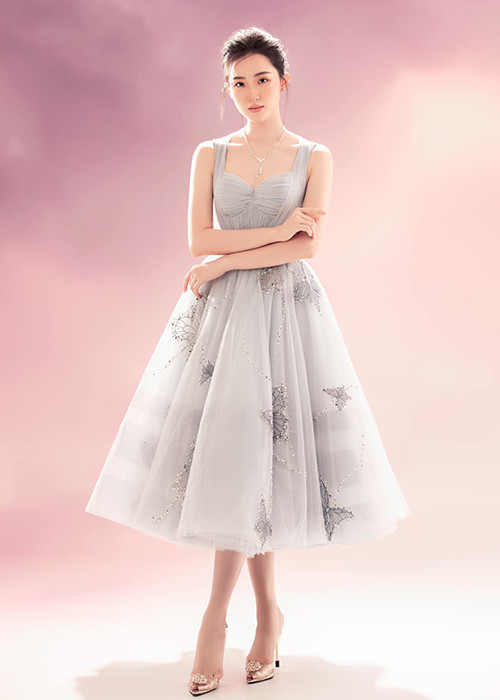 Cẩm Nhi từng trong tình trạng ăn nhiều song không tăng cân.