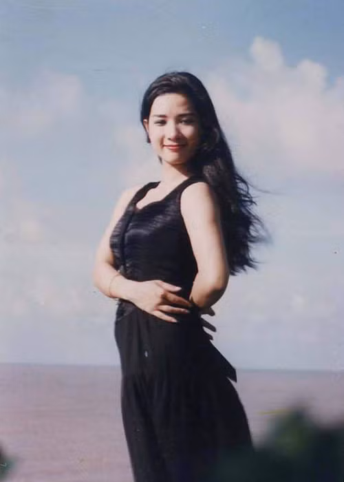 Thanh Thanh Hiền đẹp đằm thắm, dịu dàng trong loạt ảnh ngày trẻ. Ảnh: VTC