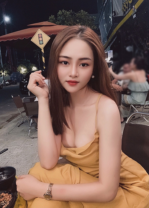 Ngọc Quyền từng thử sức ở một số cuộc thi nhan sắc trước khi đăng ký tham gia Hoa hậu Việt Nam.