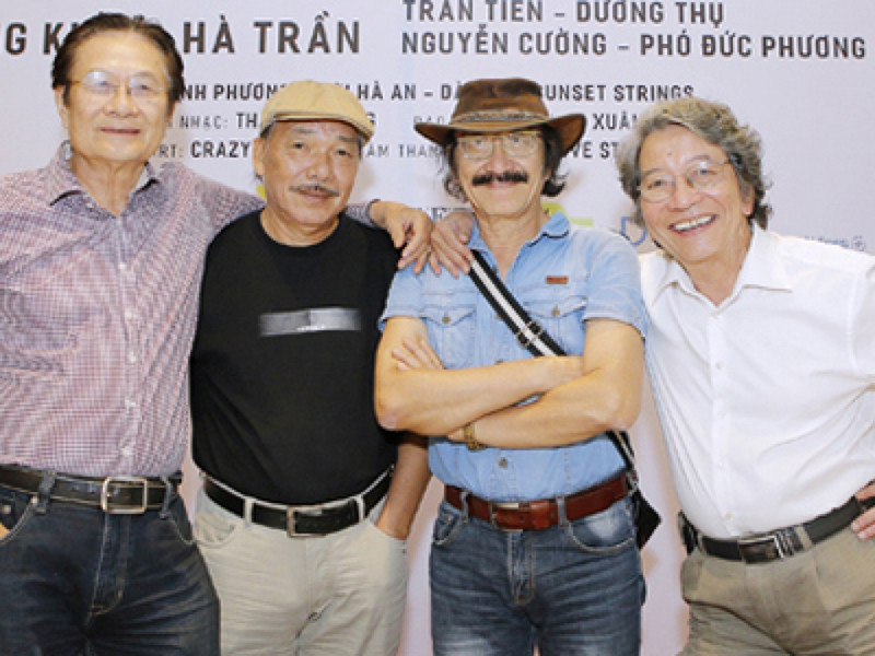 Chia sẻ về tình bạn của “Bộ tứ sông Hồng”, nhà thơ Thụy Kha cho hay: “Mỗi người một cá tính, một cách lập ngôn riêng, họ chẳng có gì phải cạnh tranh và cũng không ai can thiệp vào con đường của ai. Thành ra chơi với nhau rất bền”. Ảnh: VOV