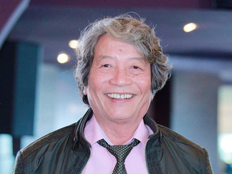 Theo lời nhạc sĩ gạo cội, cả hai trở thành vợ chồng do sách trời đã định chứ ông không bỏ công sức, thời gian tìm người yêu, tìm vợ cho mình. “Cái gì đến sẽ đến, tôi gặp Lan Anh không phải tiếng sét ái tình mà là phần mềm của lập trình rồi”, nhạc sĩ nói. Ảnh: Lao động