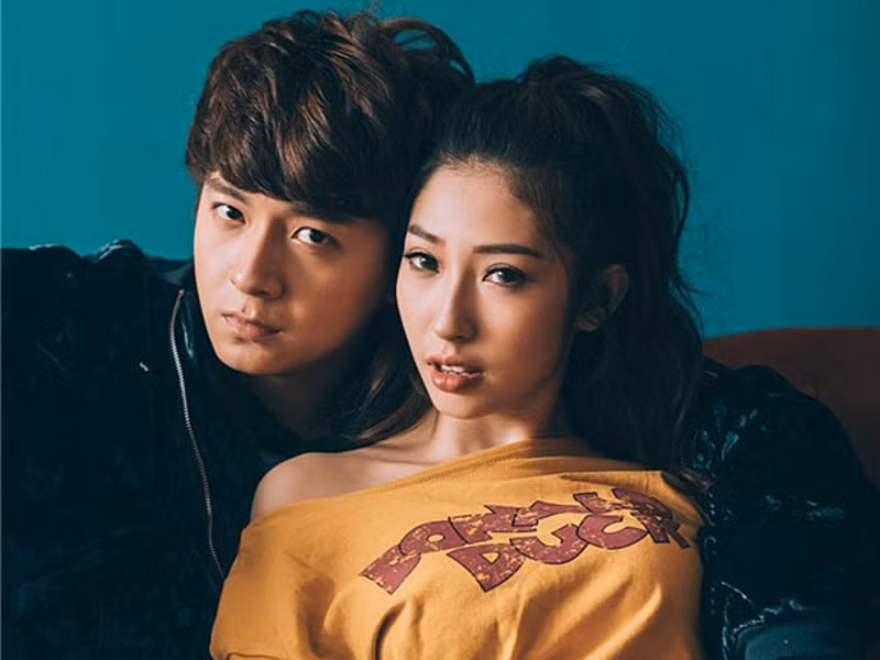 Khổng Tú Quỳnh - Ngô Kiến Huy gặp nhau trên phim trường “Thiên sứ 99”. Sau 8 năm hẹn hò, cả hai chia tay. Ảnh: Pose