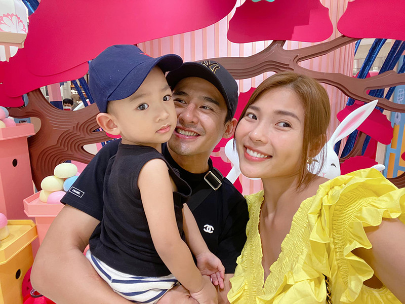 Lương Thế Thành và Thúy Diễm là cặp đôi phim giả tình thật có hạnh phúc viên mãn nhất nhì Vbiz.