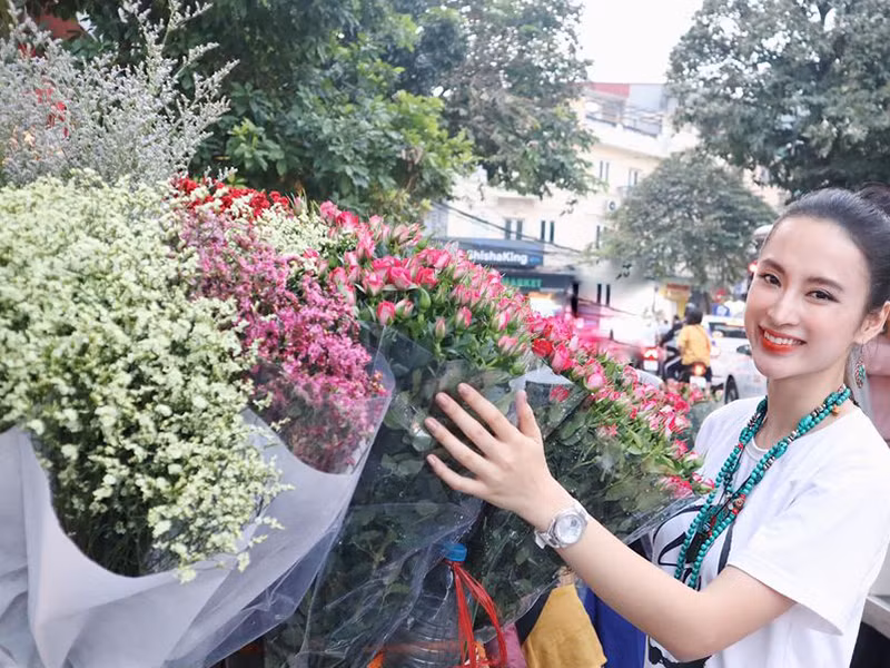 Angela Phương Trinh rời showbiz được khoảng 3 năm nay. Cuộc sống hiện tại của cô giản dị đến khó tin.