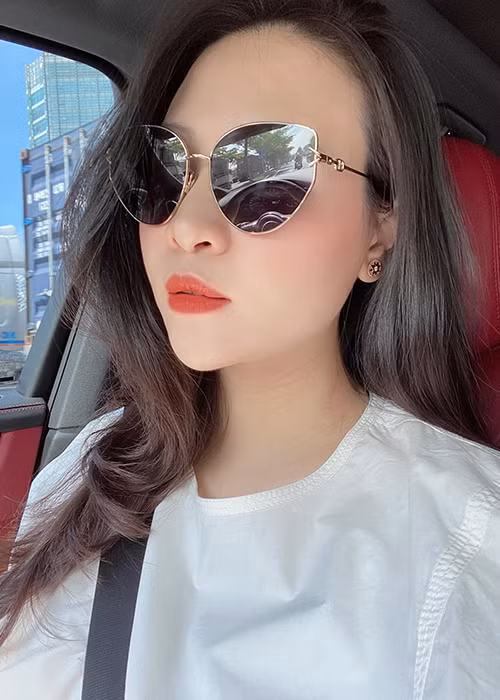 Nhan sắc của Đàm Thu Trang sau khi sinh nở vẫn mặn mà.