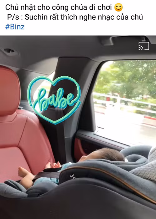 Con gái của Cường Đô la và Đàm Thu Trang sắp tròn 2 tháng tuổi.