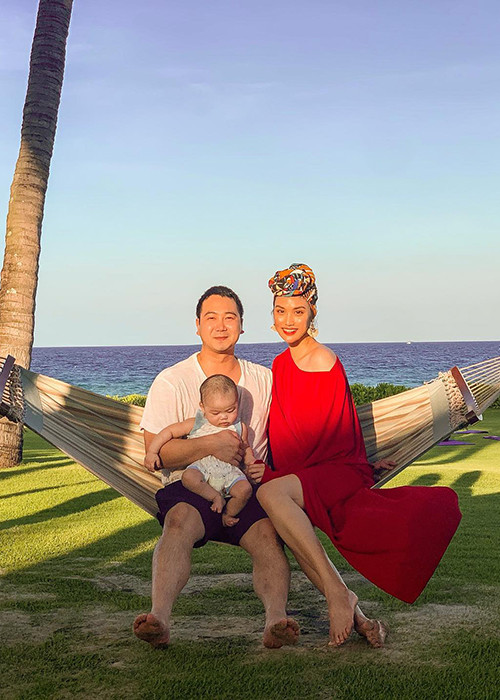 Nhiều người ngưỡng mộ Lan Khuê vì tổ ấm hạnh phúc hiện tại của người đẹp.