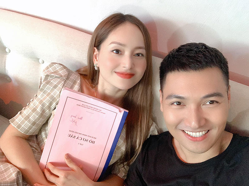 Lan Phương - Mạnh Trường khoe ảnh hậu trường đóng phim mới.