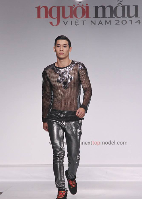 Dù thể hiện khá tốt ở các phần thi và chiếm được cảm tình của khán giả bởi sức trẻ dồi dào, Đăng Khánh phải nói lời chia tay trong tập 7 chương trình. Sau cuộc thi Vietnam's Next Top Model, anh theo đuổi công việc người mẫu và tiếp tục tham gia các chương trình.