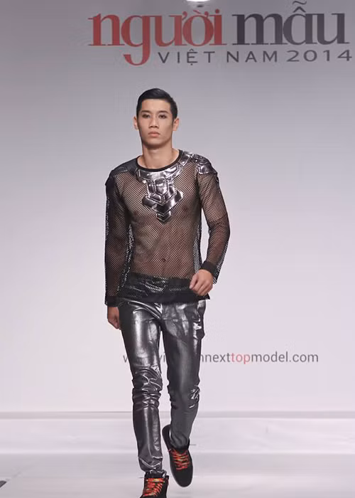 Dù thể hiện khá tốt ở các phần thi và chiếm được cảm tình của khán giả bởi sức trẻ dồi dào, Đăng Khánh phải nói lời chia tay trong tập 7 chương trình. Sau cuộc thi Vietnam's Next Top Model, anh theo đuổi công việc người mẫu và tiếp tục tham gia các chương trình.