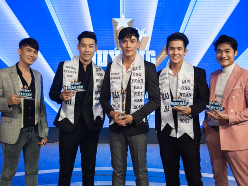 Ở cuộc thi Quý ông hoàn hảo, nam người mẫu sinh năm 1994 dừng chân ở vị trí á quân. Ảnh: Kinh doanh plus