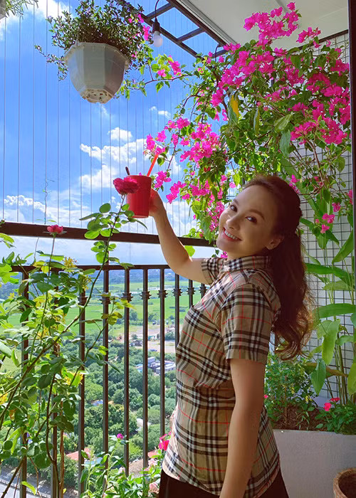 Thư của "Về nhà đi con" thường xuyên đăng tải hình ảnh cuộc sống thường ngày.