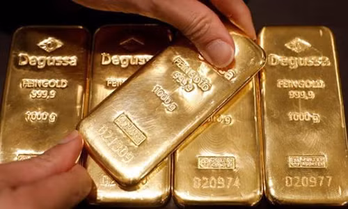 Gia vang hom nay 25/9: Dao chieu tang nhe, vang van o muc thap