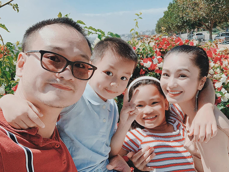 Diễn viên Diệu Hương kết hôn năm 2011 với doanh nhân Ngọc Linh. Cô từng chia sẻ, ông xã là người tâm lý và hiểu biết, nên hai người ít khi xung đột.