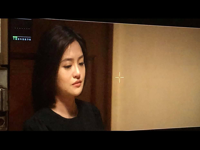 Thùy Anh diễn phân cảnh Ánh "chết lặng" sau khi bị cưỡng hiếp.