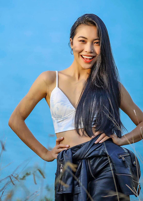 Thu Tâm được khen ngợi sở hữu gương mặt xinh đẹp với nụ cười tỏa nắng.