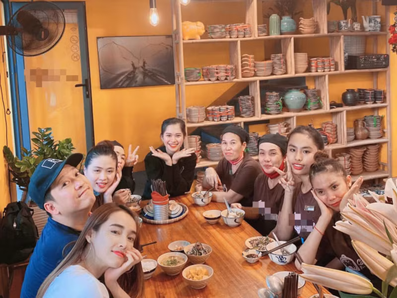 Từ khi gắn bó, Nhã Phương luôn ủng hộ và bênh vực Trường Giang.