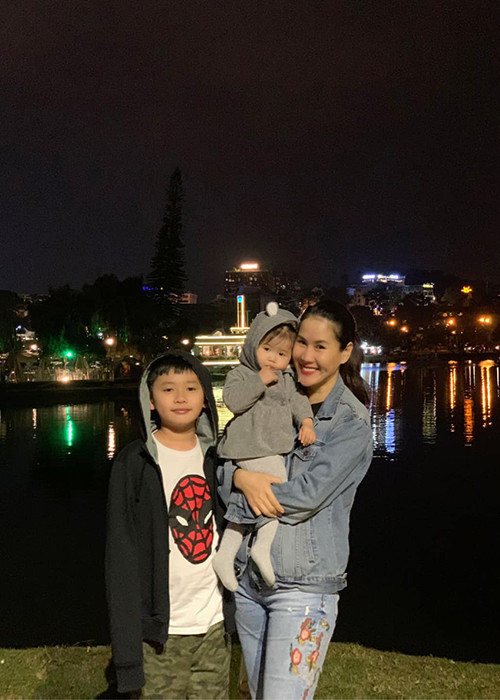 Thân Thúy Hà hiện tại có một cậu con trai tên Duy Anh và cô con gái tên Hera.
