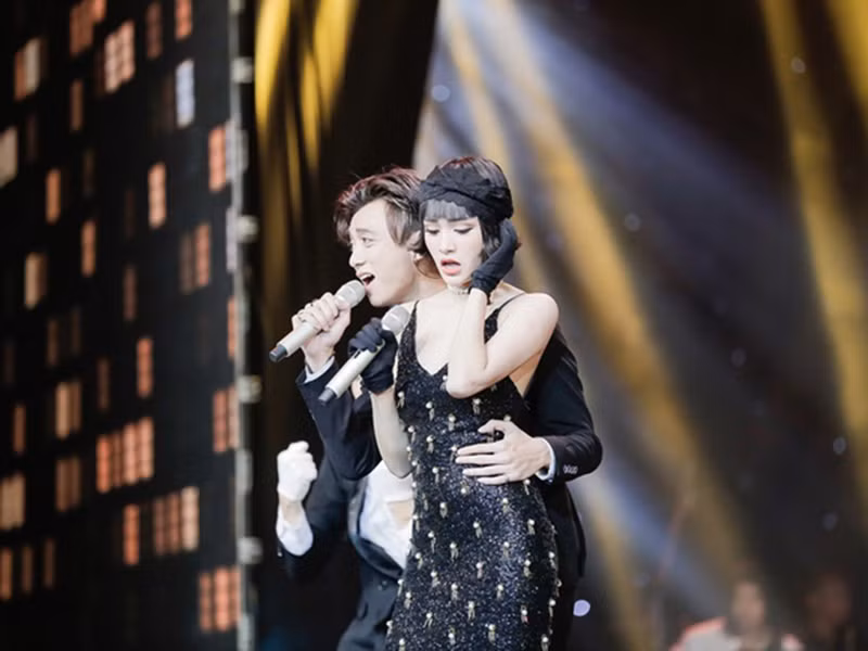 Soobin Hoàng Sơn và Hiền Hồ quyết định chia tay chỉ sau 1 tuần hình ảnh thân mật của cặp đôi bị rò rỉ, gây tranh cãi trái chiều. Ảnh: VTV