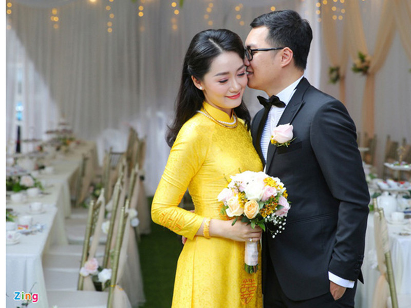 Cuoc song sau khi ket hon cua BTV “Thoi su 19h” Thu Ha