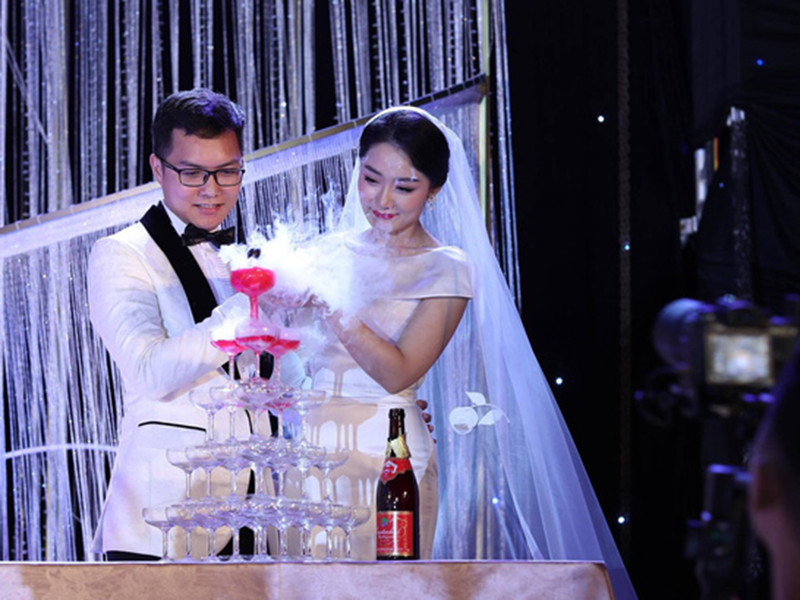 Đám cưới của Thu Hà - Việt Dũng khiến nhiều người bất ngờ vì cặp đôi kín tiếng trong suốt thời gian hẹn hò. Ảnh: Vietnamnet