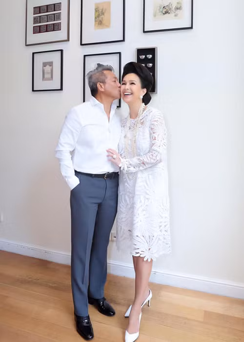 “Nữ hoàng ảnh lịch” cảm thấy mọi thứ đều viên mãn và cố gắng để tận hưởng hạnh phúc mình đang có.