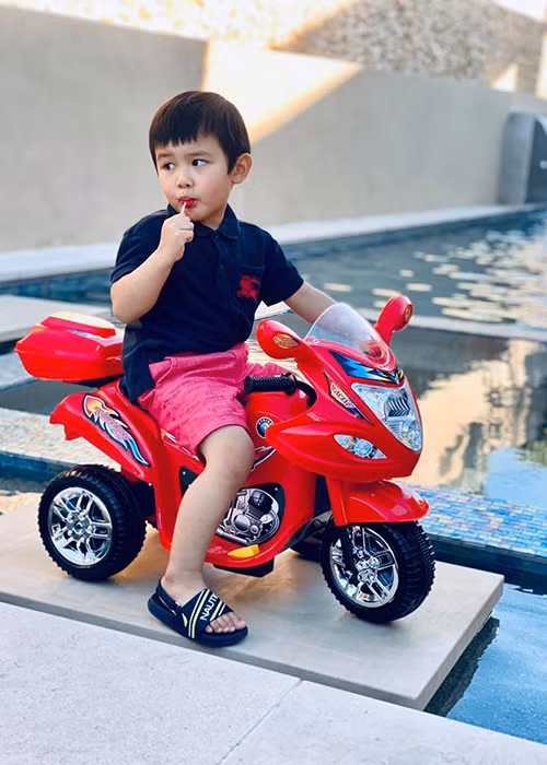 Kênh Youtube của bé Thiên Từ đến nay đã đạt hơn 75 nghìn lượt người đăng ký theo dõi.