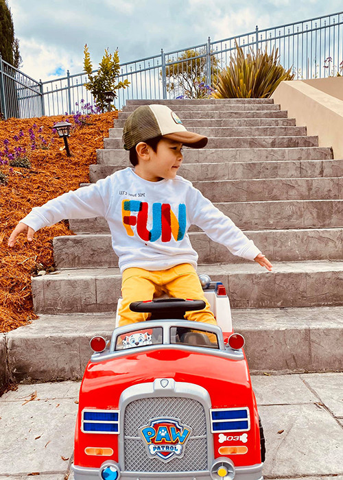 Doanh nhân Thủy Tiên còn giúp bé Thiên Từ kiếm được tiền từ khi còn nhỏ.