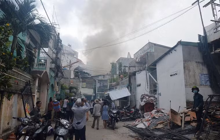 Hang chuc can nha tro Sai Gon hoa tro sau hoa hoan