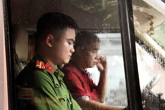 Sap xet xu vu hoc sinh bi bo quen tren xe truong Gateway tu vong-Hinh-2