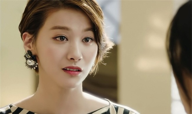 Thay me chong che thong gia “nha que”, nang dau chi noi mot cau soc-Hinh-2