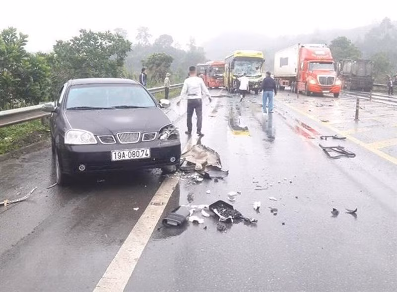 23 nguoi tu vong vi tai nan giao thong trong ngay dau nghi Tet Canh Ty