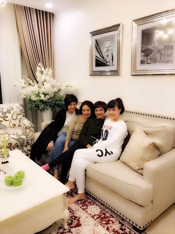 Do co ngoi cua cac nghe si dong Tao Quan: Nguoi chat choi, nguoi hoanh trang-Hinh-50