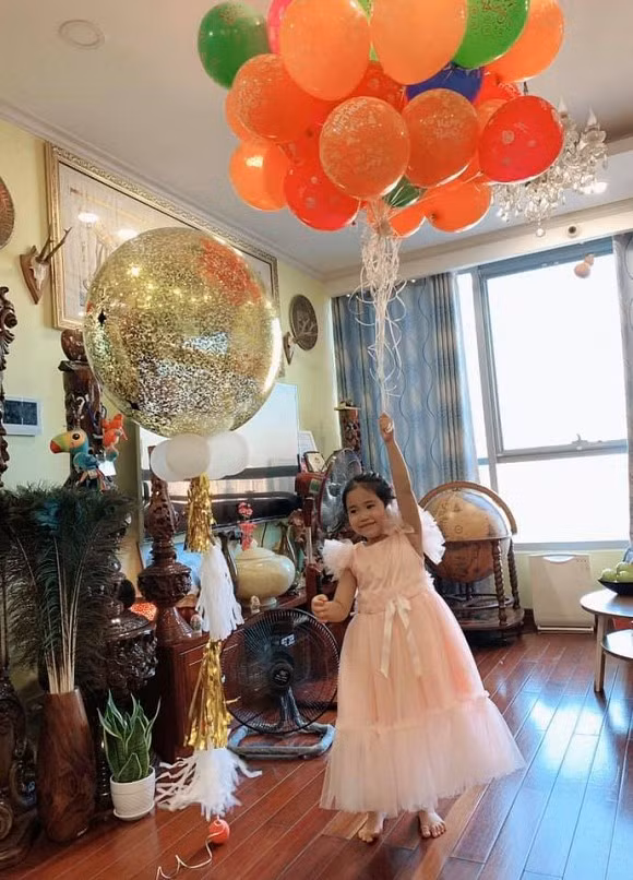 Do co ngoi cua cac nghe si dong Tao Quan: Nguoi chat choi, nguoi hoanh trang-Hinh-26