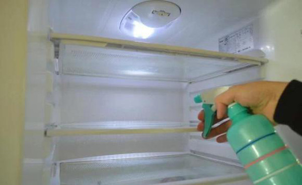 Có thứ này trong tủ lạnh, thực phẩm tích trữ mùa dịch sẽ chóng hỏng - Hình 6 Co thu nay trong tu lanh, thuc pham tich tru mua dich se chong hong-Hinh-6