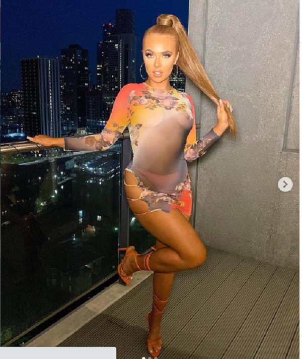 Không chỉ đối diện mối nguy sức khỏe, Demi cũng gặp trắc trở trong chuyện tình cảm. Cô và Luke Mabbott – người bạn trai cùng lọt vòng chung kết chương trình Love Island – chính thức nói lời chia tay đúng thời điểm khó khăn.