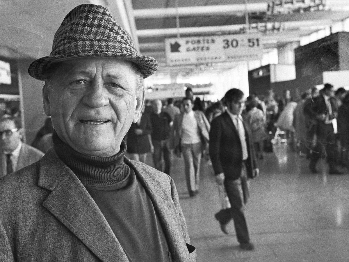 Tuy nhiên, do thời tiết xấu khiến 3 tù nhân này không thể rời khỏi bờ biển Colombia. Sau đó, họ bị bắt trở lại nhà tù. Trong 11 năm tiếp theo, Charrière thực hiện thêm 7 vụ vượt ngục. Dù thất bại nhưng ông vẫn thực hiện đào tẩu hết lần này đến lần khác cho đến khi thành công.