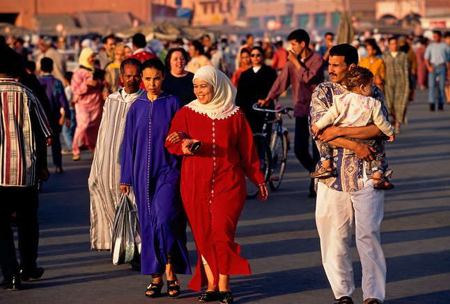 Phần lớn dân số ở đất nước Morocco là người Berber. Theo đó, họ có niên lịch đặc biệt mang tên Berber. Theo loại lịch này, người dân đang sống ở năm 2972. Điều này có nghĩa họ đang "sống trước" thế giới 950 năm.