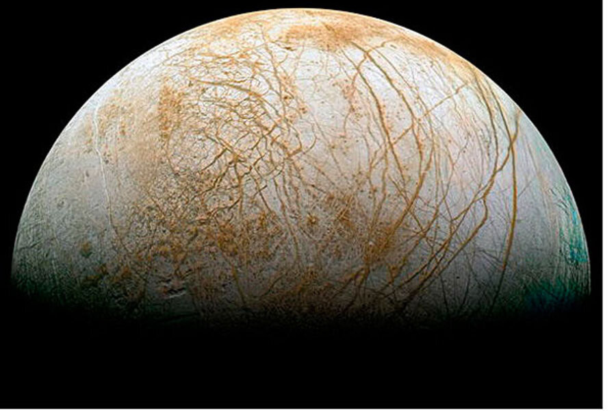 Những thiên thể trên cũng có hệ thống thủy nhiệt y hệt dưới đáy đại dương trên Trái đất, bao gồm cả Nam Cực và Hawaii.