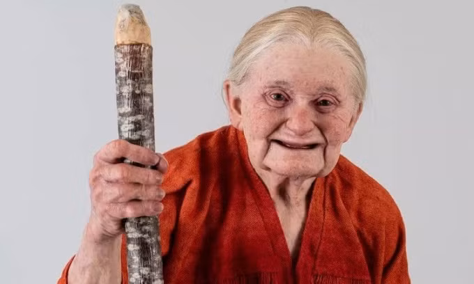 Ellen Grav - nhà khảo cổ học tại Bảo tàng Đại học Khoa học và Công nghệ Na Uy (NTNU) - đã công bố hình ảnh gương mặt phục dựng một người phụ nữ tên Tora sống cách đây khoảng 800 năm.