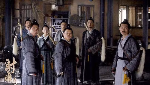 Dù vậy, Toàn Chân kiếm pháp không phải môn võ mạnh nhất của Vương Trùng Dương. Trưởng môn Toàn Chân giáo thành thạo Tiên Thiên công - môn nội công không có tầng cuối cùng.