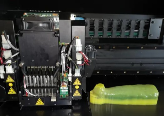 Người Ai Cập cổ đại ướp xác mèo được cho là nhằm tôn vinh nữ thần mình người, đầu mèo Bastet. Vị thần này đóng vai trò quan trọng trong đời sống tâm linh của người dân. Bởi lẽ, vị thần này được xem là thần bảo vệ của gia đình, khả năng sinh sản và chữa bệnh.