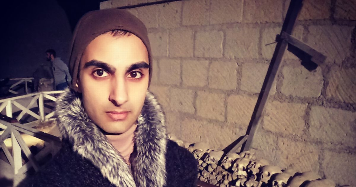 Dư luận thế giới biết đến ông Nicolas trong vai trò nhà ngoại cảm. Ông cho biết đã phát hiện bản thân có khả "nhìn thấu" tương lai từ khi còn nhỏ. Thế nhưng, phải đến năm 17 tuổi, ông mới bắt đầu sử dụng năng lực ngoại cảm để tiên tri về những điều sẽ xảy ra trong tương lai.