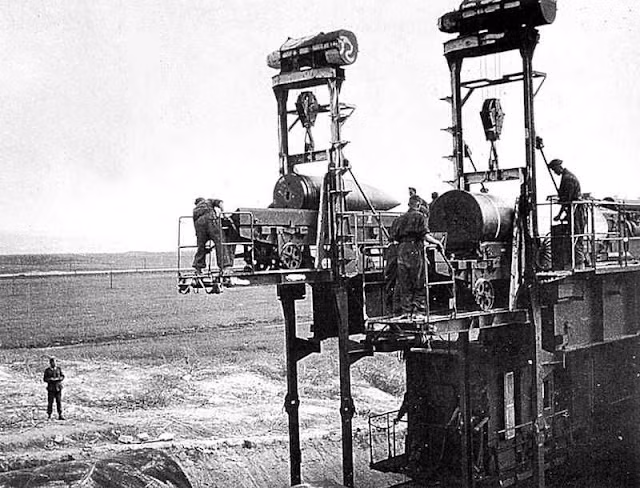 Siêu pháo Gustav được quân đội Đức quốc xã sử dụng lần đầu tiên trong chiến dịch công phá thành phố cảng Sevastopol của Liên Xô vào mùa Hè năm 1941.