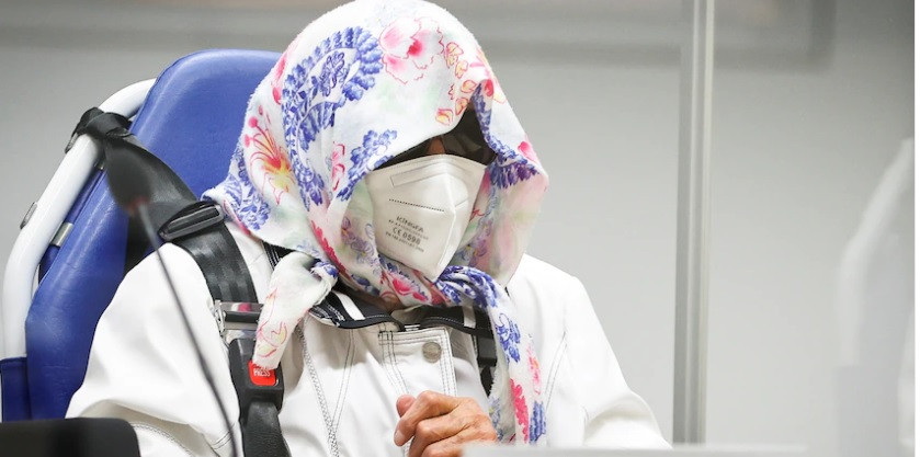 Trước đó, trong bản cáo trạng ban đầu, bà Irmgard bị cáo buộc hỗ trợ và tiếp tay sát hại 11.412 người.