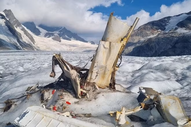 Theo nhà nghiên cứu băng - ông Andreas Linsbauer, nhiều sông băng trên dãy Alps bên phía Thụy Sĩ đang thu hẹp dần do biến đổi khí hậu. Ông cho hay thông thường các sông băng ngừng tan chảy băng vào cuối tháng 9 (tức thời điểm kết thúc mùa Hè tan băng trên dãy Alps).