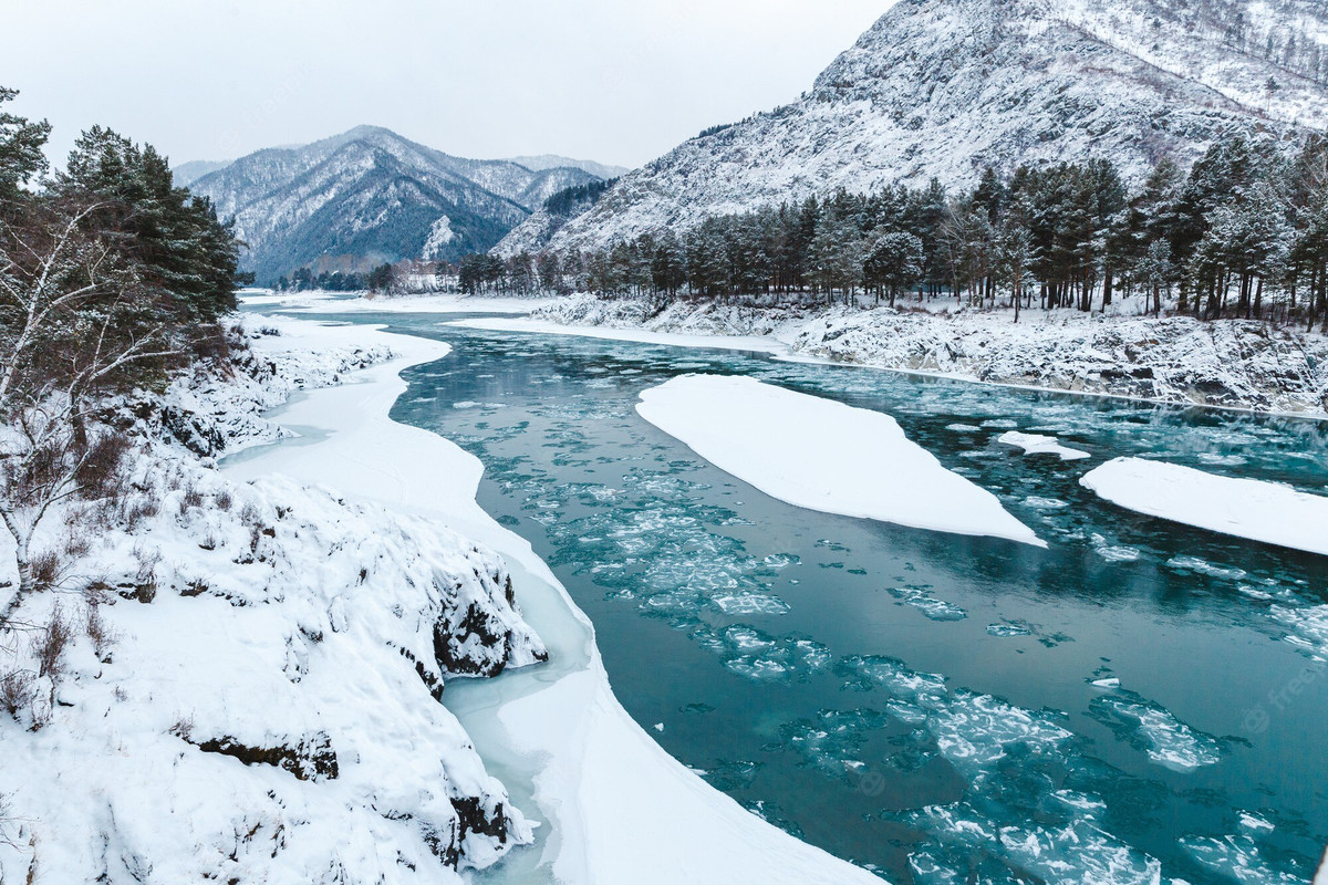 Theo tính toán của các chuyên gia, nếu tình trạng biến đổi khí hậu ngày càng xấu đi thì ác sông băng trên dãy Alps sẽ mất đi hơn 80% khối lượng vào cuối thế kỷ này.